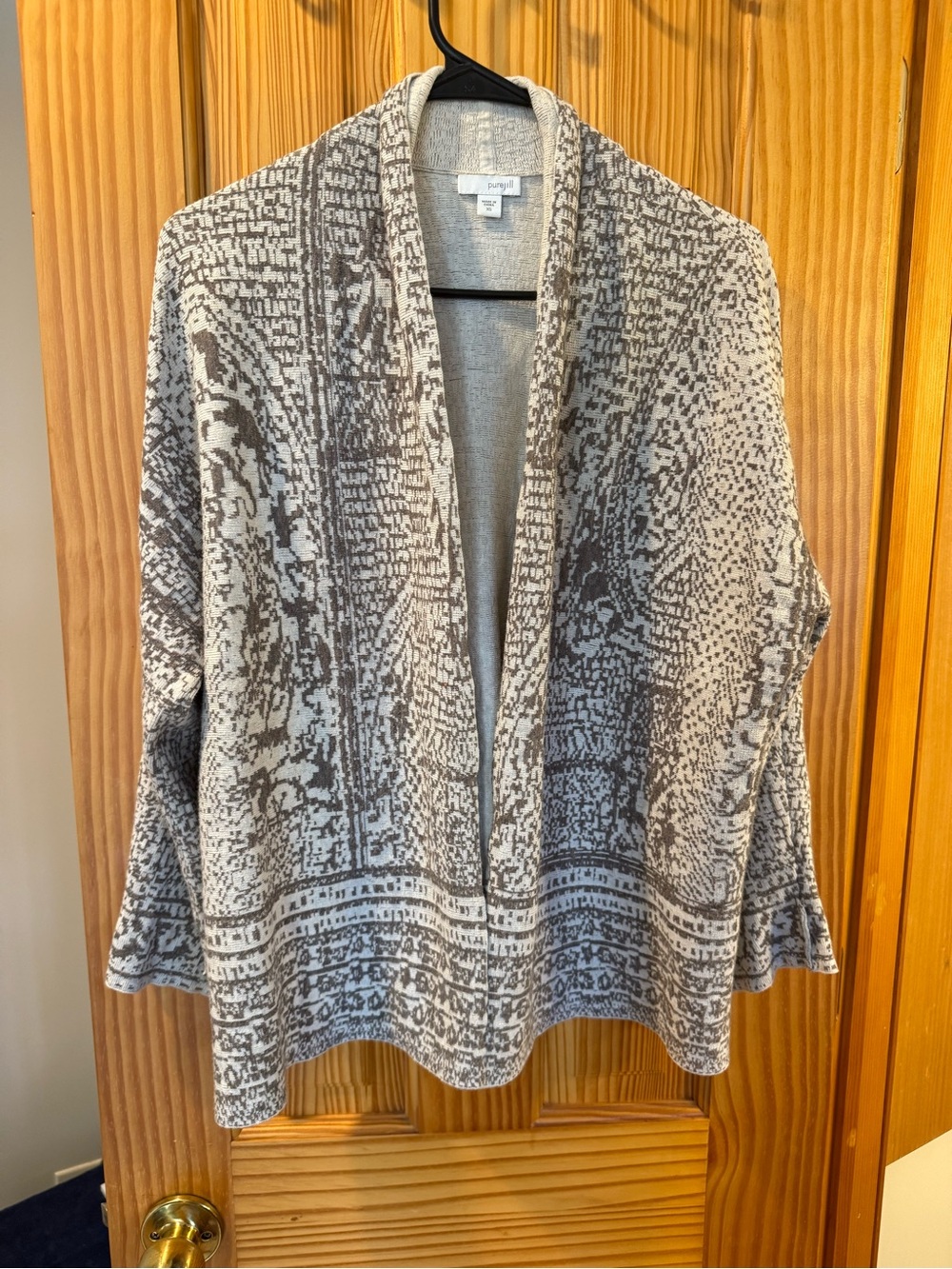 Open-Front Gray and Cream Patterned Cardigan